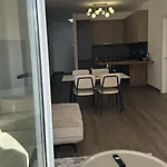 Free Parking Skanderbeg Square - Spacious * Τίρανα