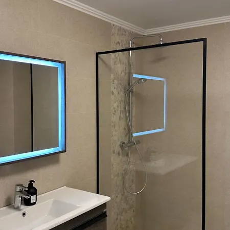 아파트 Free Parking Skanderbeg Square - Spacious 티라나