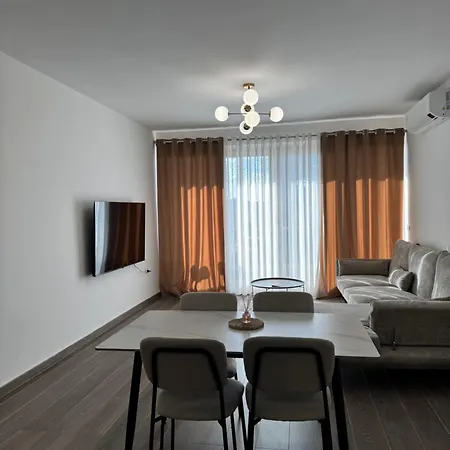 Free Parking Skanderbeg Square - Spacious 티라나