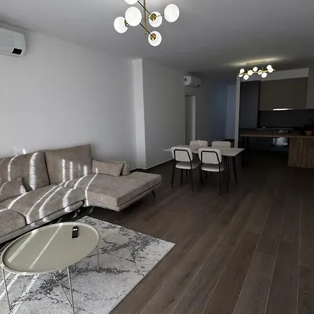 Free Parking Skanderbeg Square - Spacious *