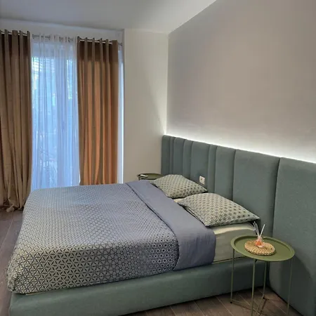 Free Parking Skanderbeg Square - Spacious 아파트 *